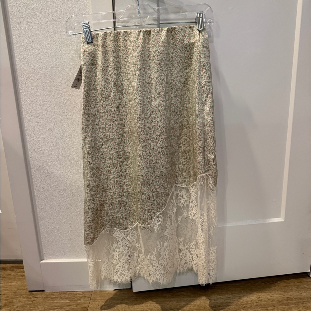 Aritzia Wilfred Sonnet Skirt in Birch/Marsh Green - Picture 4 of 6